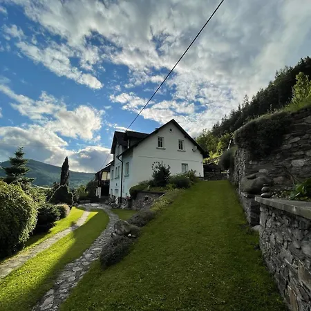 Guest house Maxa